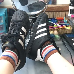 black and white adidas